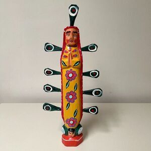 KALALOU GJC1010 PAINTED WOODEN VIRGIN GUADALUPE.